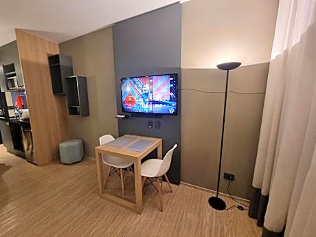 AlphaStay by Alpha - StayService