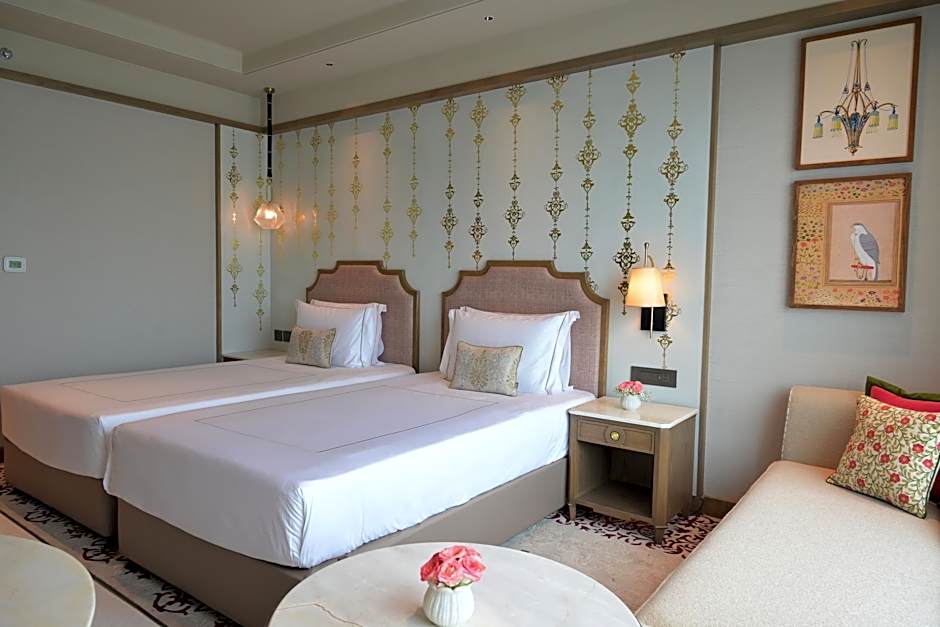 Taj Hotel & Convention Centre Agra