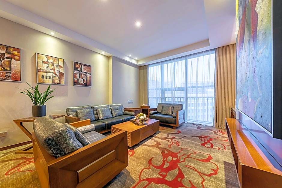 Yichang Guobin Bandao Hotel