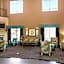 Comfort Suites Topeka Northwest