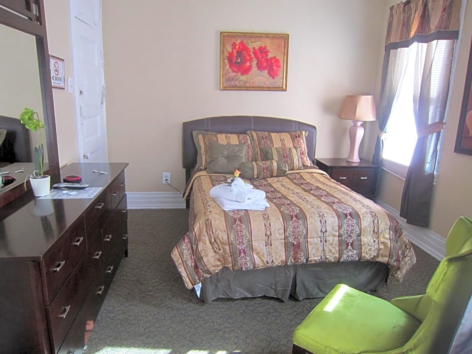 Neptune Hotel