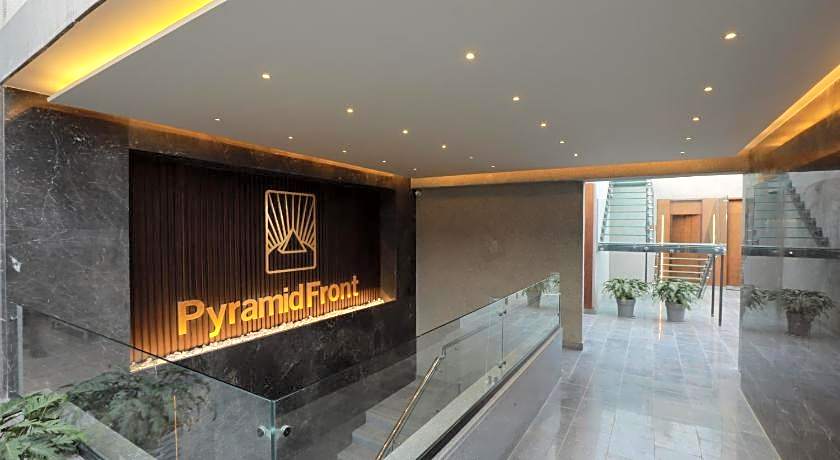 Pyramid Front Hotel