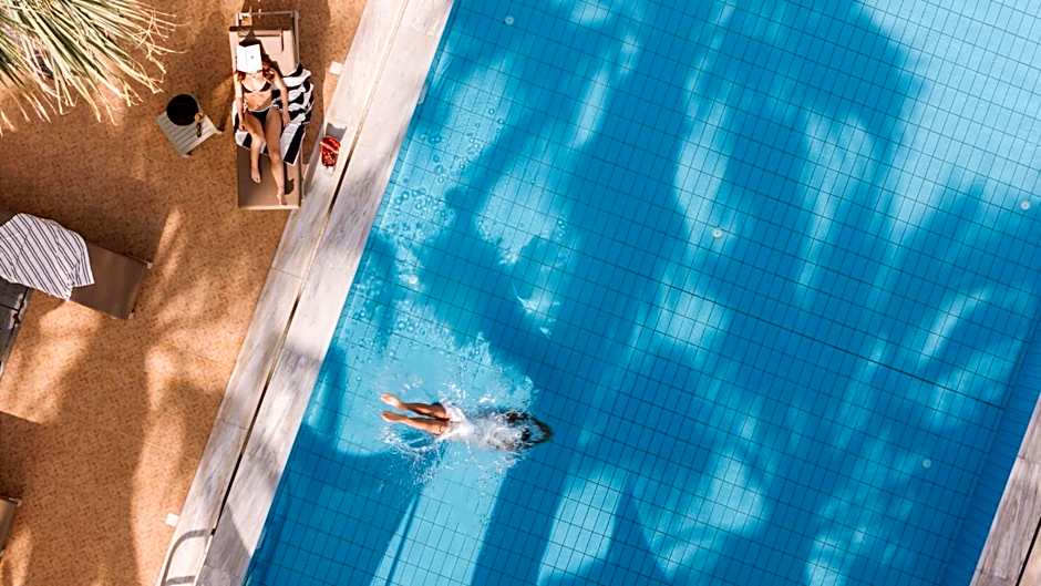 Ammos Boutique Apartments & Suites