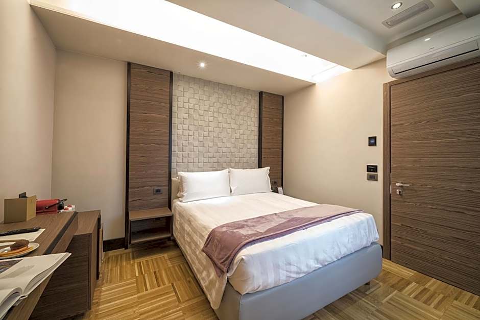 Solo Experience Hotel