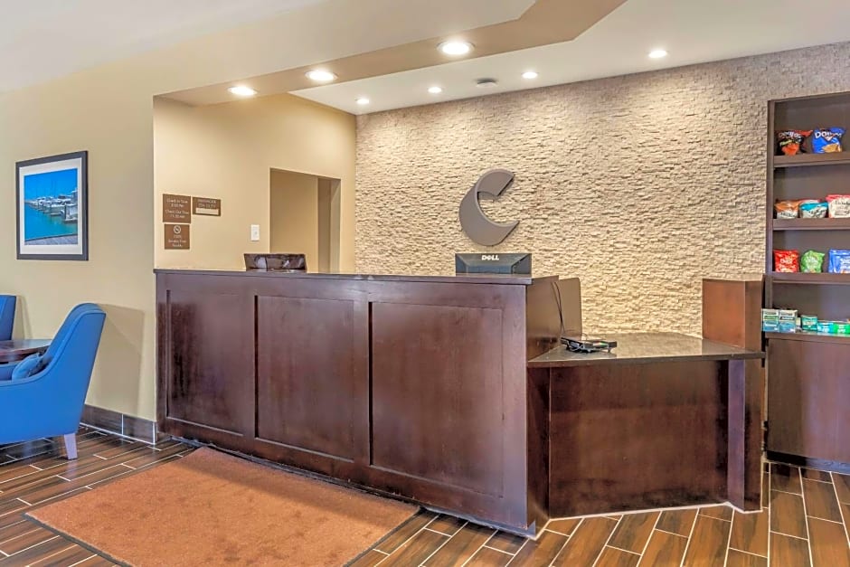 Comfort Suites near Camp Lejeune