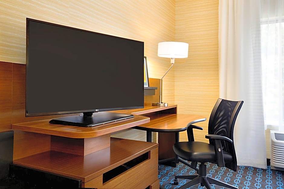 Fairfield Inn & Suites by Marriott Lancaster East at The Outlets