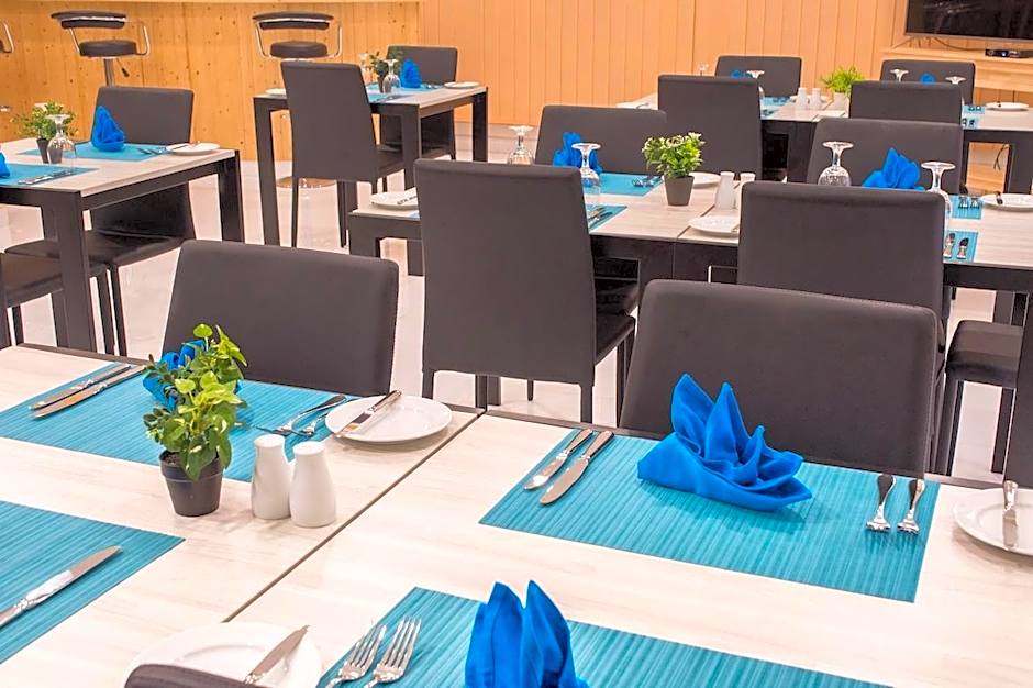 Reef Edge Thulusdhoo