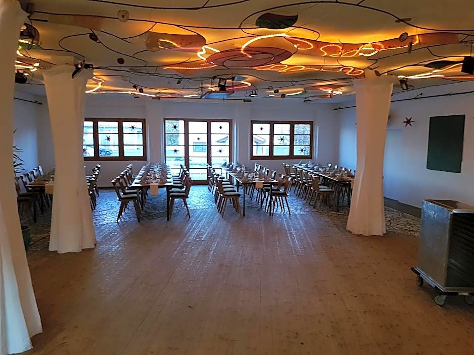 Schiff Bihlerdorf - Hostel