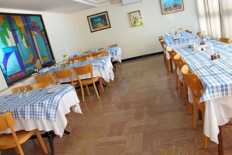 Hotel Bristol - a 30 mt dalla spiaggia