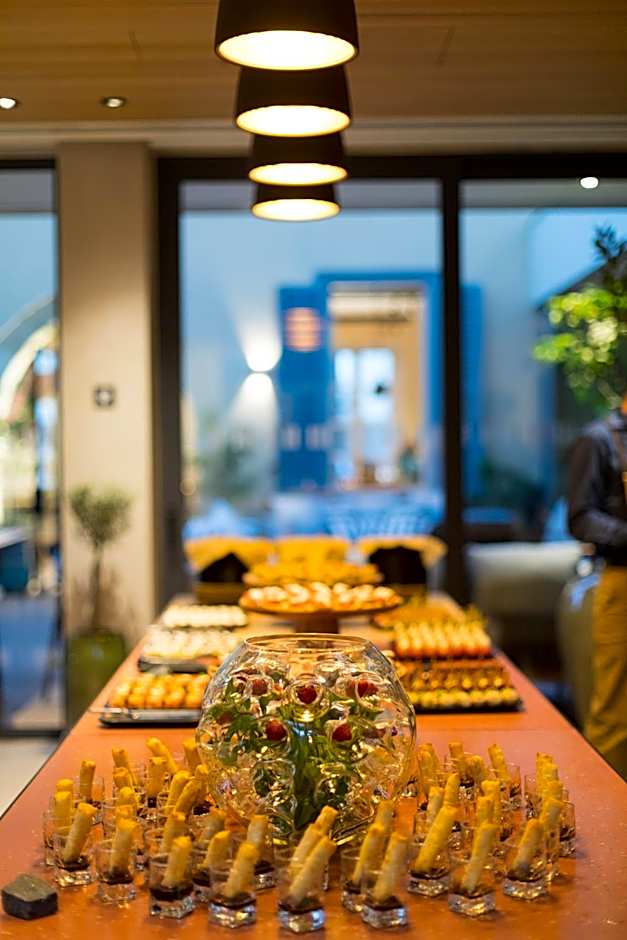 Hotel Indigo Larnaca By IHG