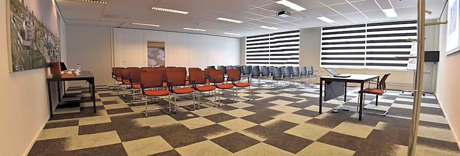 Flonk Hotel Groningen Centre, BW Signature Collection
