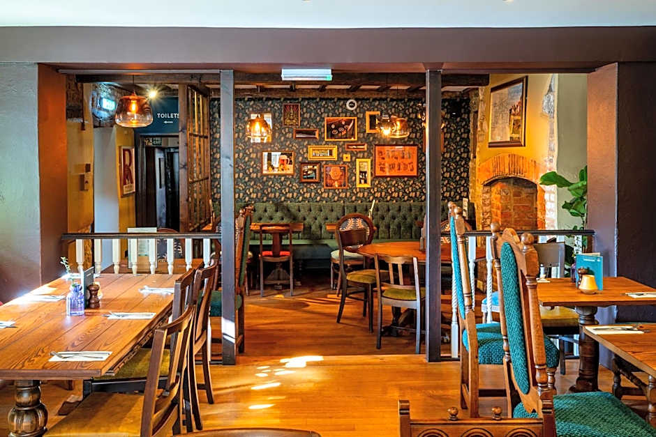 Red Lion Hotel by Greene King Inns