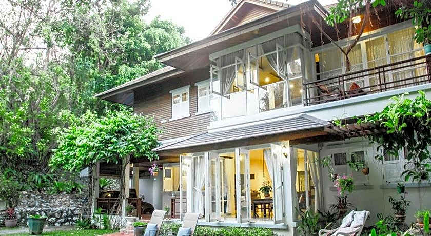 Banyan House Samui Bed & Breakfast (Adults only)