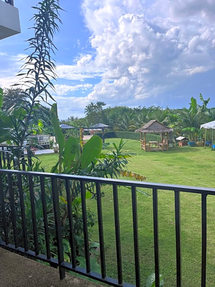 White Seaview Residence