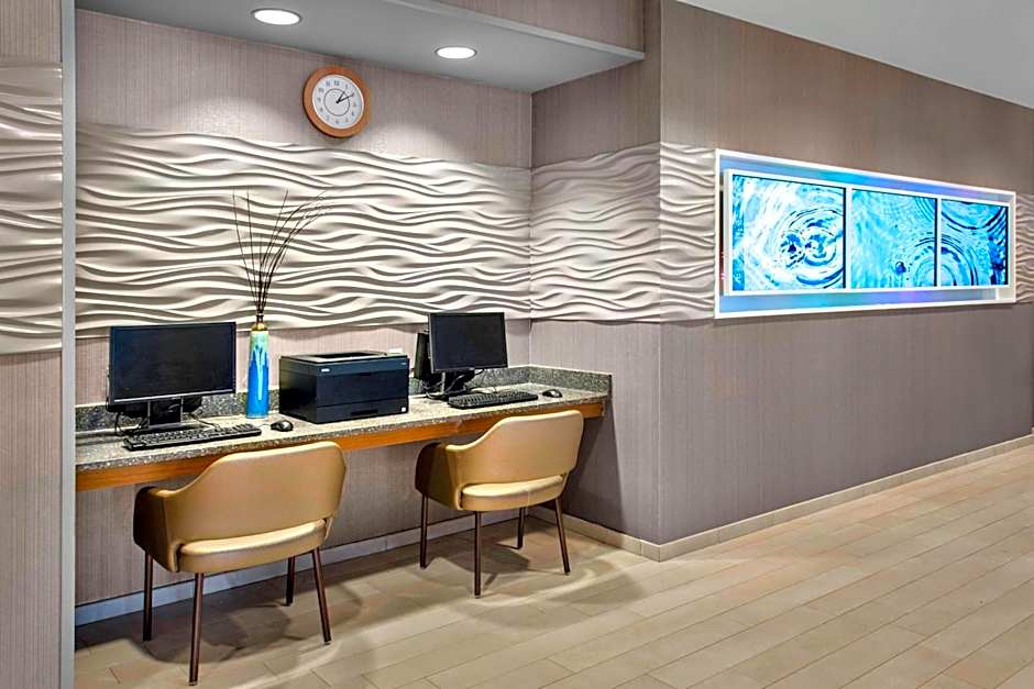 SpringHill Suites by Marriott Long Island Brookhaven