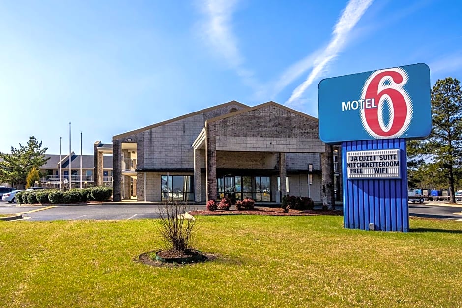 Motel 6-Kenly, NC