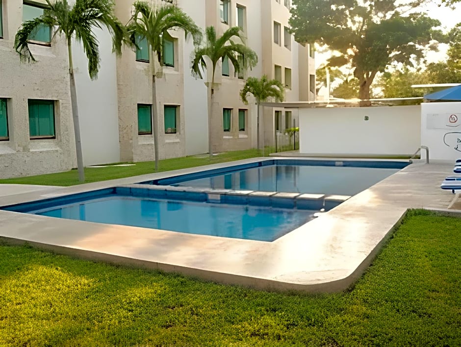 Holiday Inn Express Paraiso - Dos Bocas By IHG