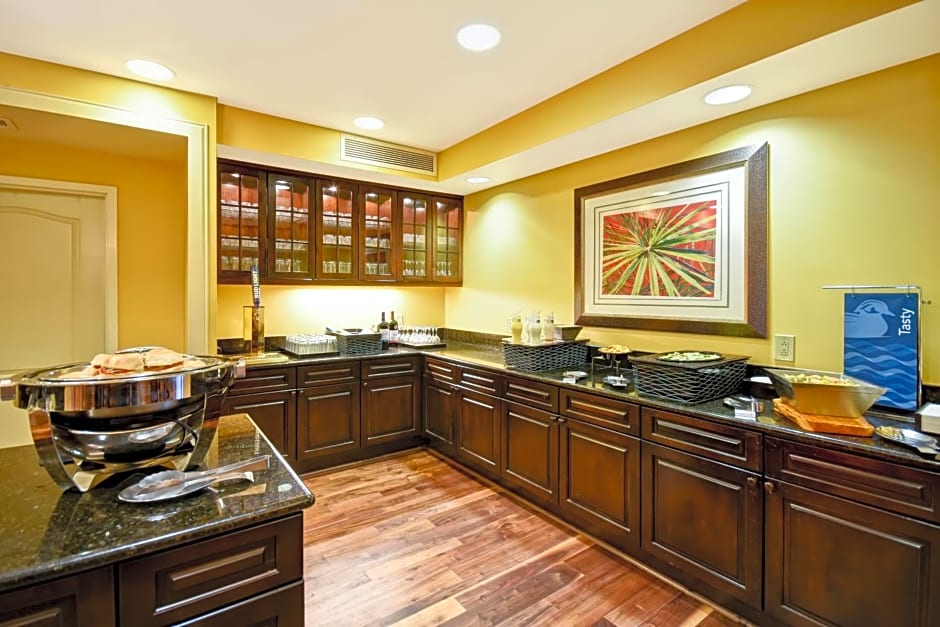 Homewood Suites by Hilton Charleston Airport/Convention Center