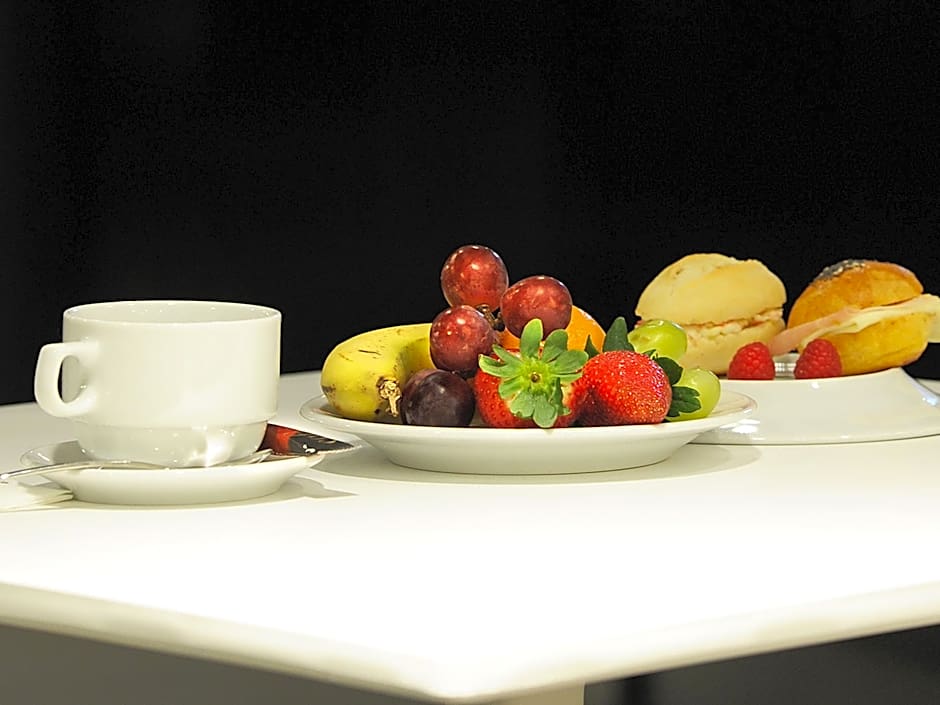 Air Rooms Madrid Airport by Premium Traveller