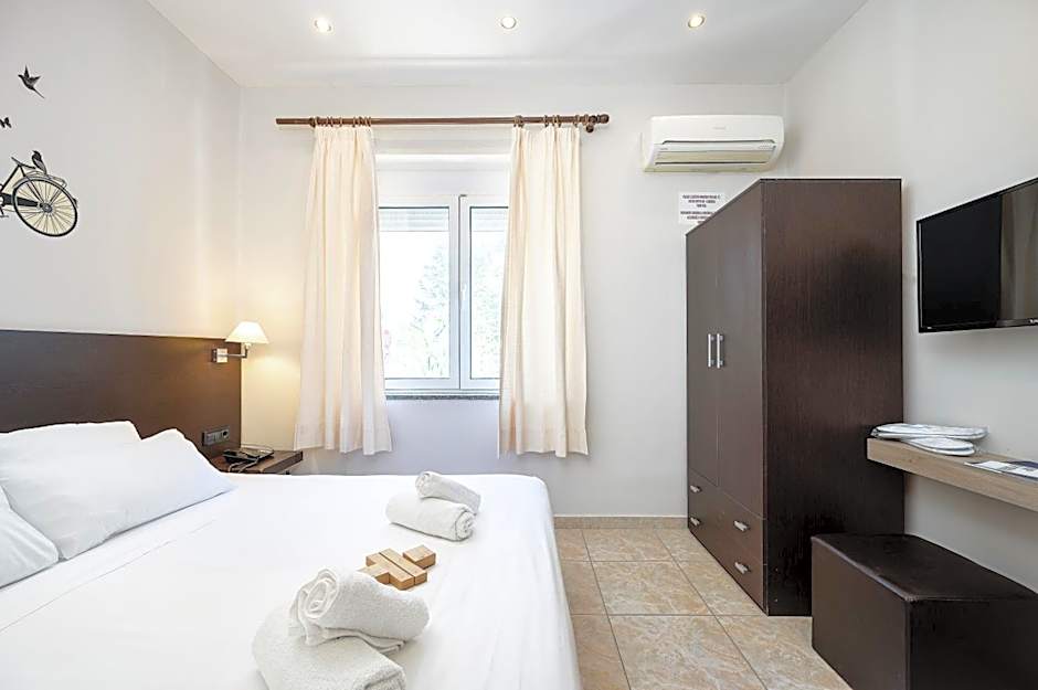 Sonia Hotel & Suites - Adults Only