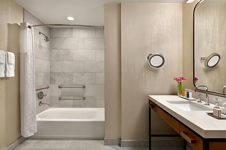 Twelve Midtown, Autograph Collection by Marriott
