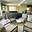 Ashbourne Hotel Canton/Hall of Fame I-77