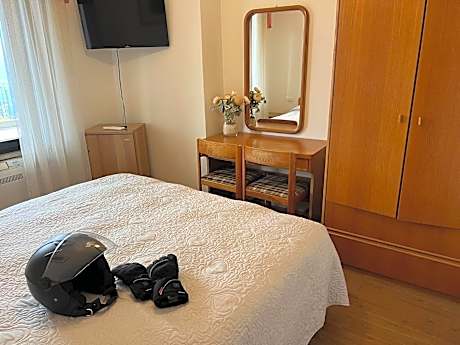 Economy Single Room