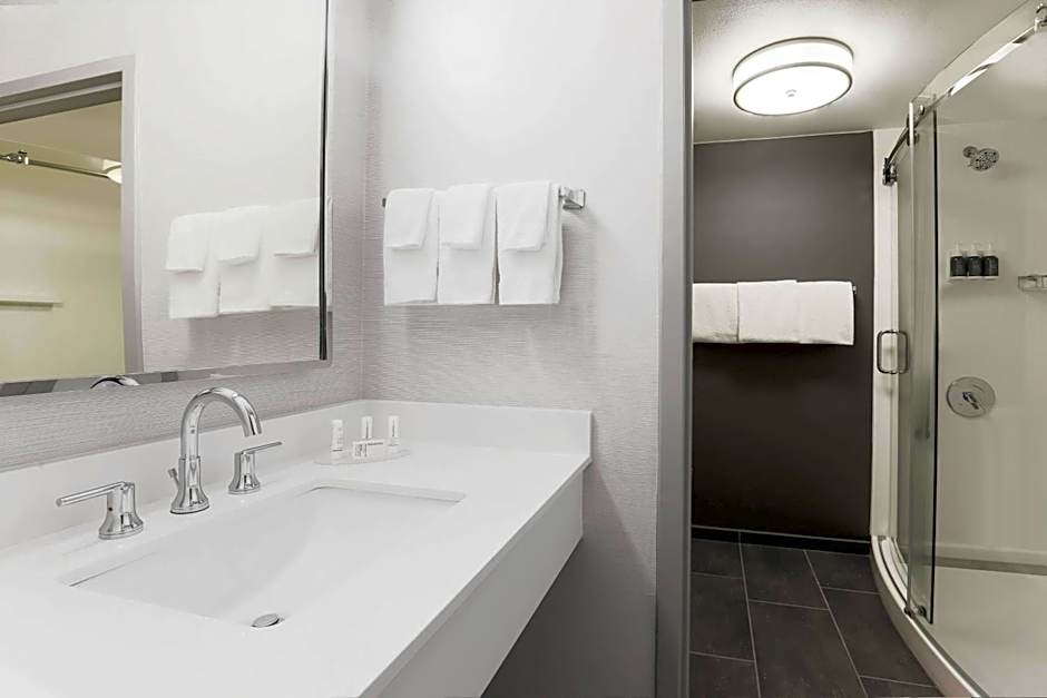 Courtyard by Marriott Tucson Airport