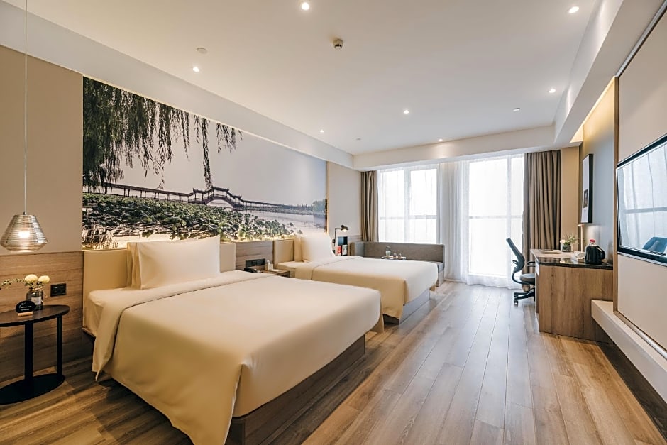 Atour Hotel Kunshan Yongda Commercial Plaza