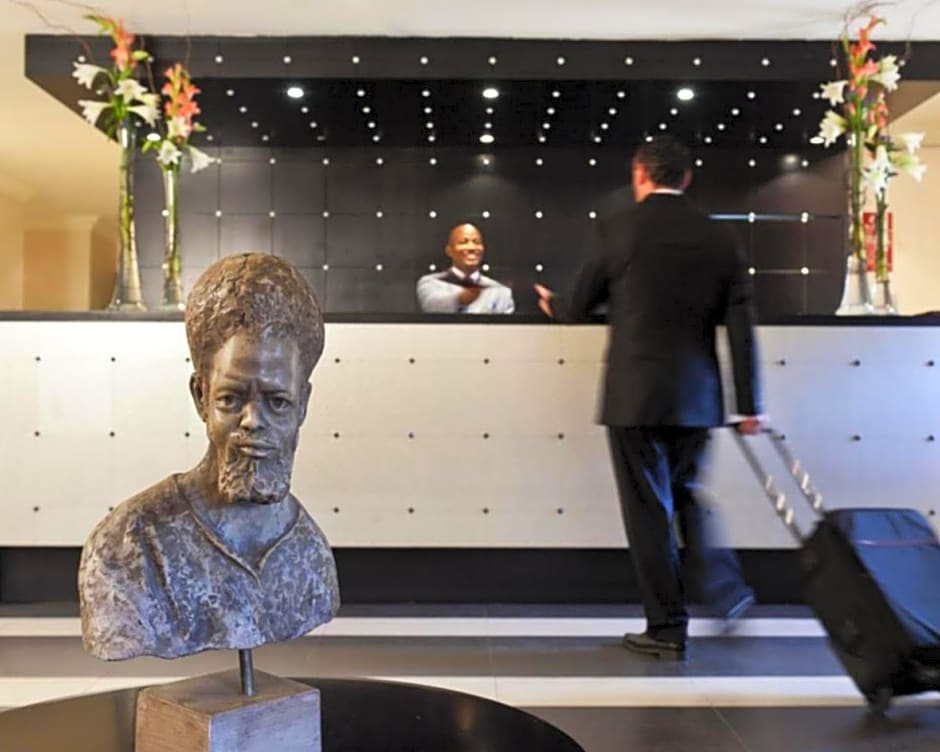 Mercure The Moorhouse Ikoyi