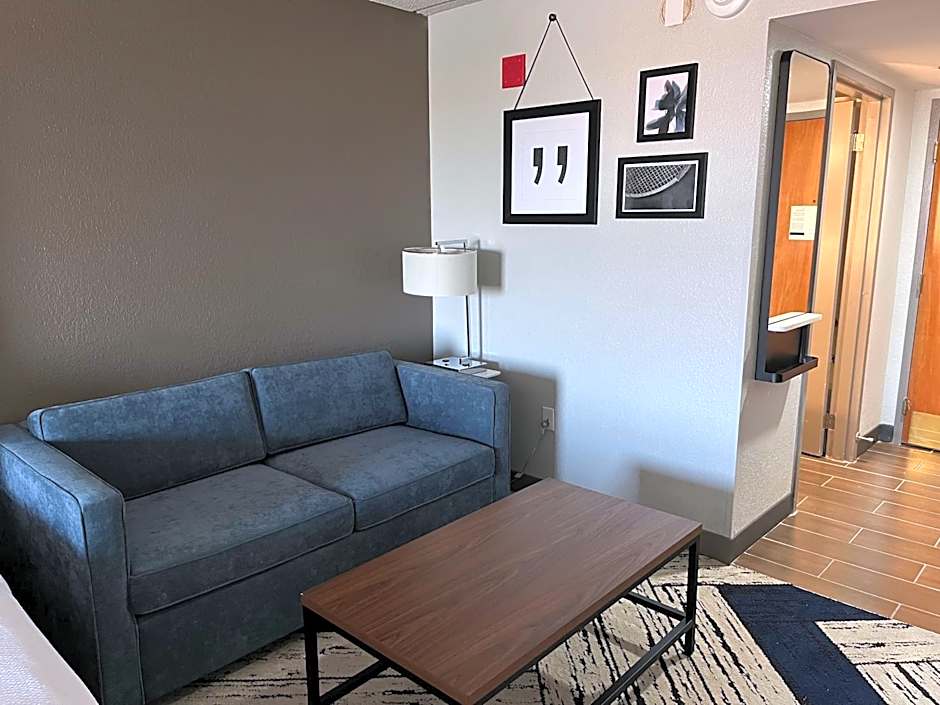 Sky Point Hotel & Suites - Atlanta Airport