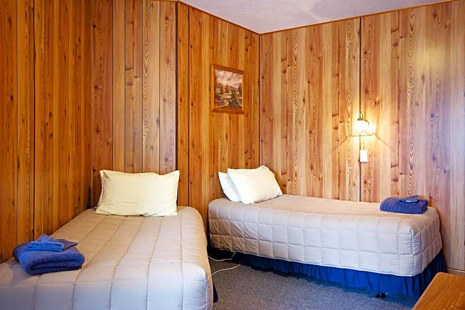Owaka Lodge Motel