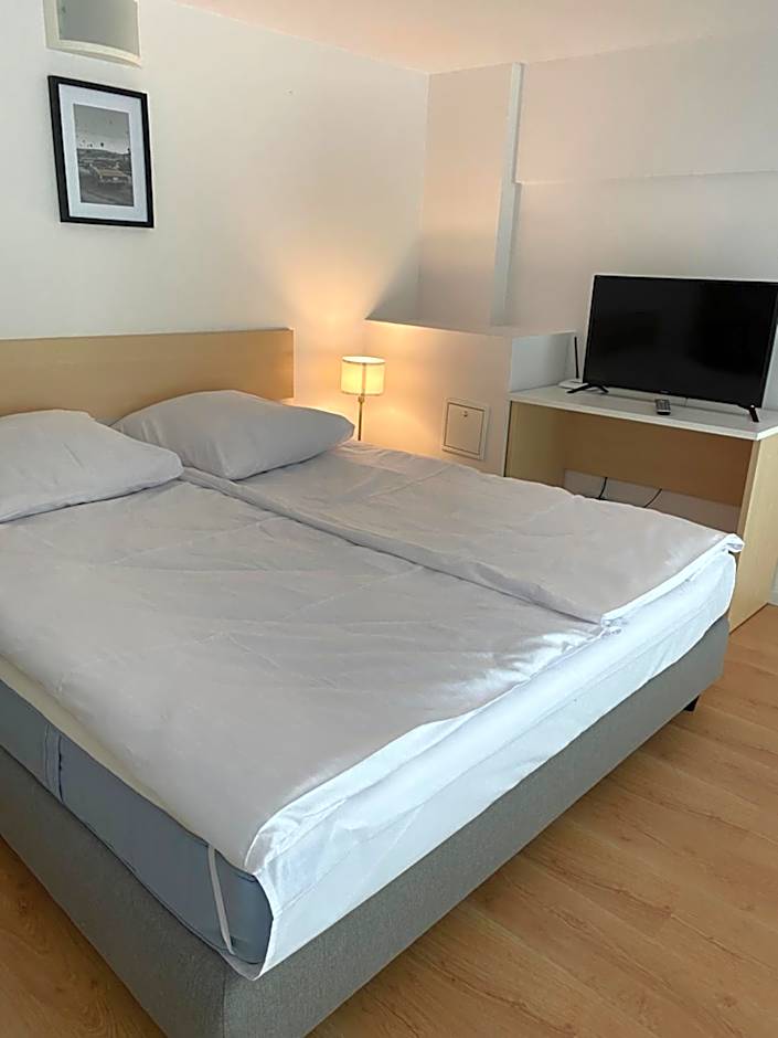 SleepWell Apartments