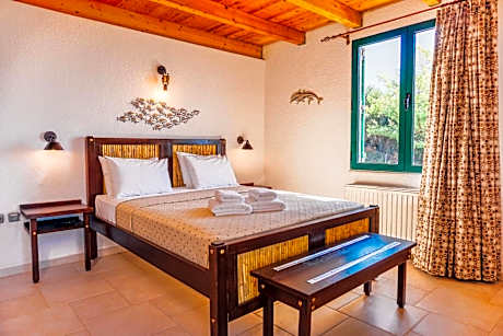 Deluxe Suite with Sea View