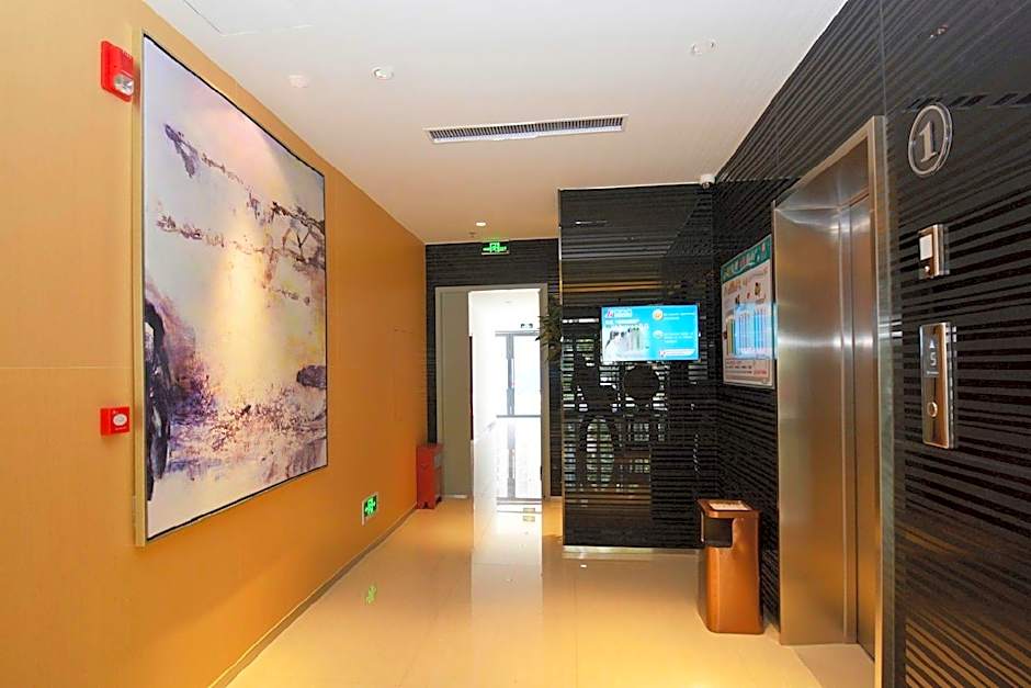 Jinjiang Inn Select Zhengzhou Wutong Street Metro Station New Campus of Zhengzhou University