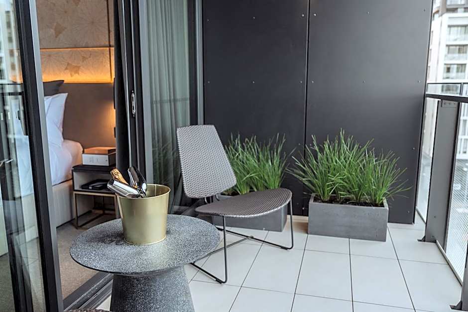 One Global Resorts Green Square