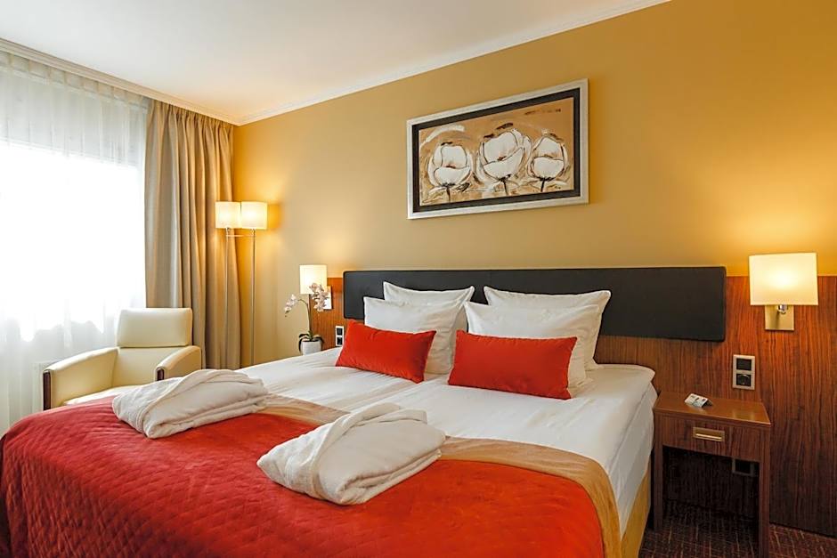 Avalon Hotel & Conferences