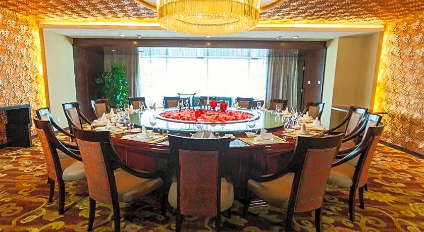 Cenbest Jinling Grand Hotel