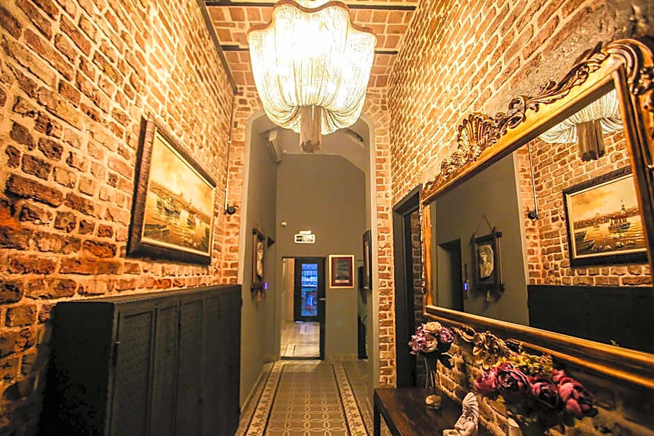 Selvese Suites, Serviced Living in Galata