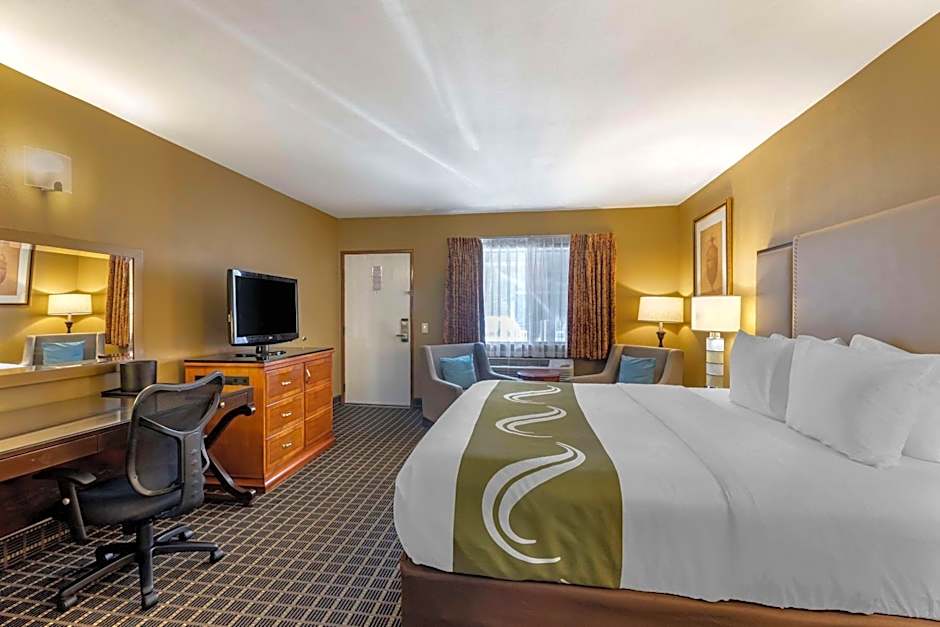 Quality Inn & Suites Westminster - Seal Beach Westminster