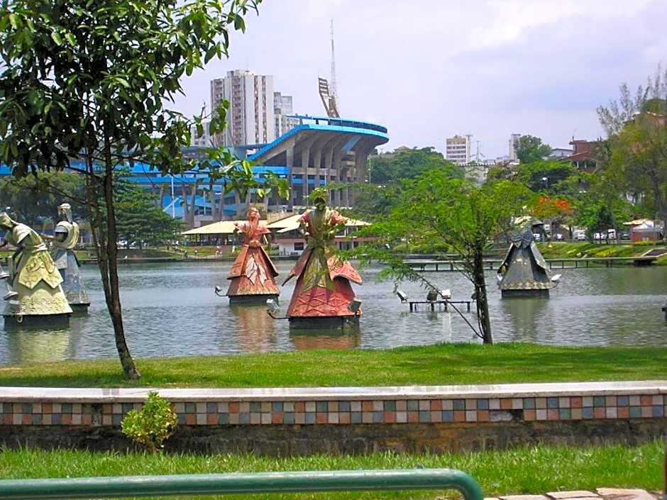 Apartamentos Itapuã Residence - Praia