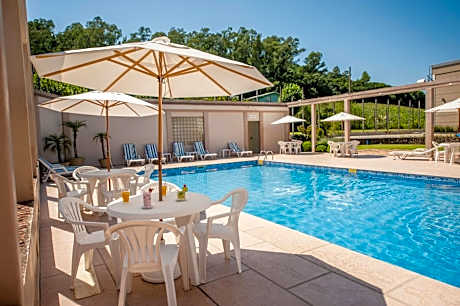 Farina Park Hotel