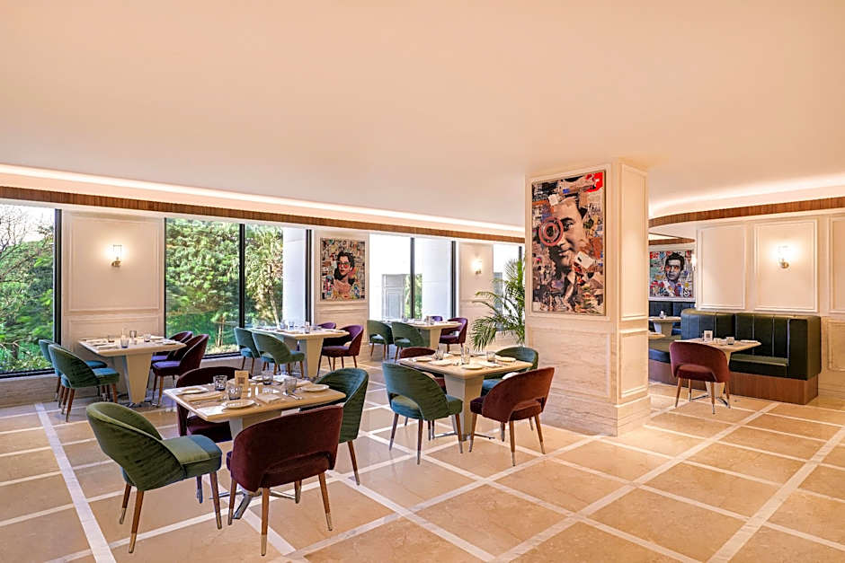 Aurika, Mumbai International Airport