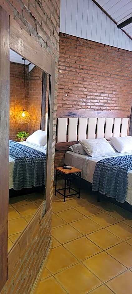 Chácara Kioski - Suítes e Cabanas