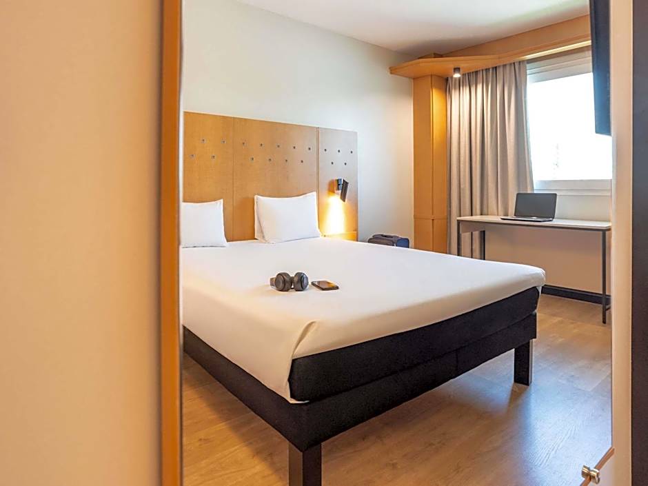 ibis Madrid Alcala de Henares La Garena