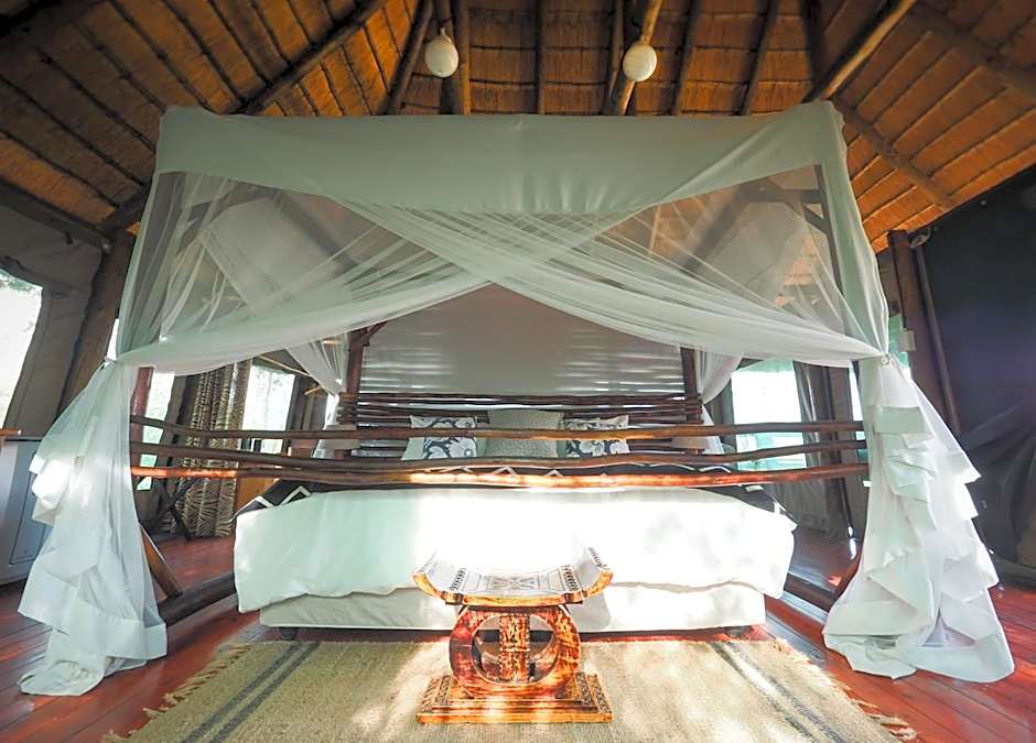 Muweti Bush Lodge