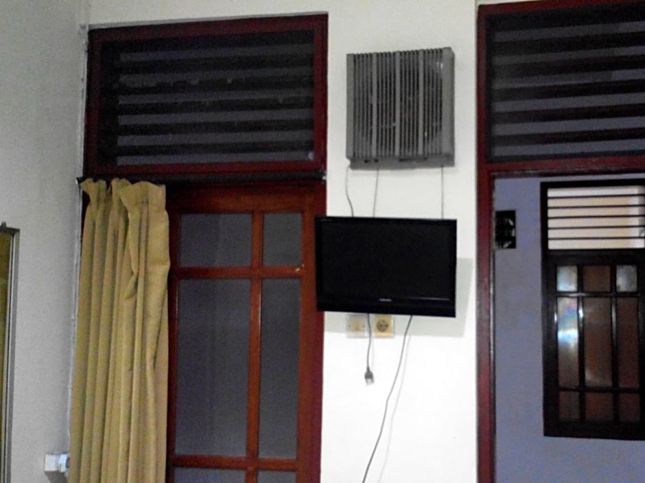 OYO 1851 Hotel Malang                                                                           