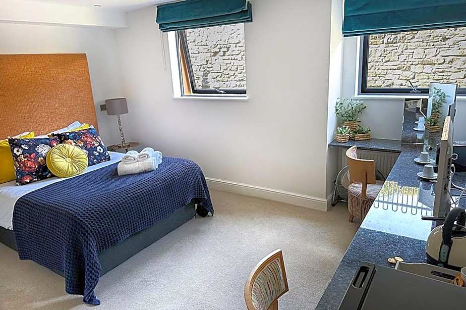 Beachcliff Rooms & Apartments