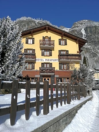 Hotel Paramont