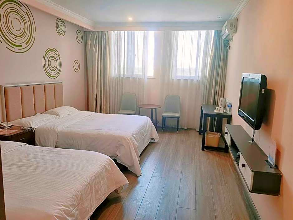 GreenTree Inn ZhenJiang Jurong New Bus Station Express Hotel